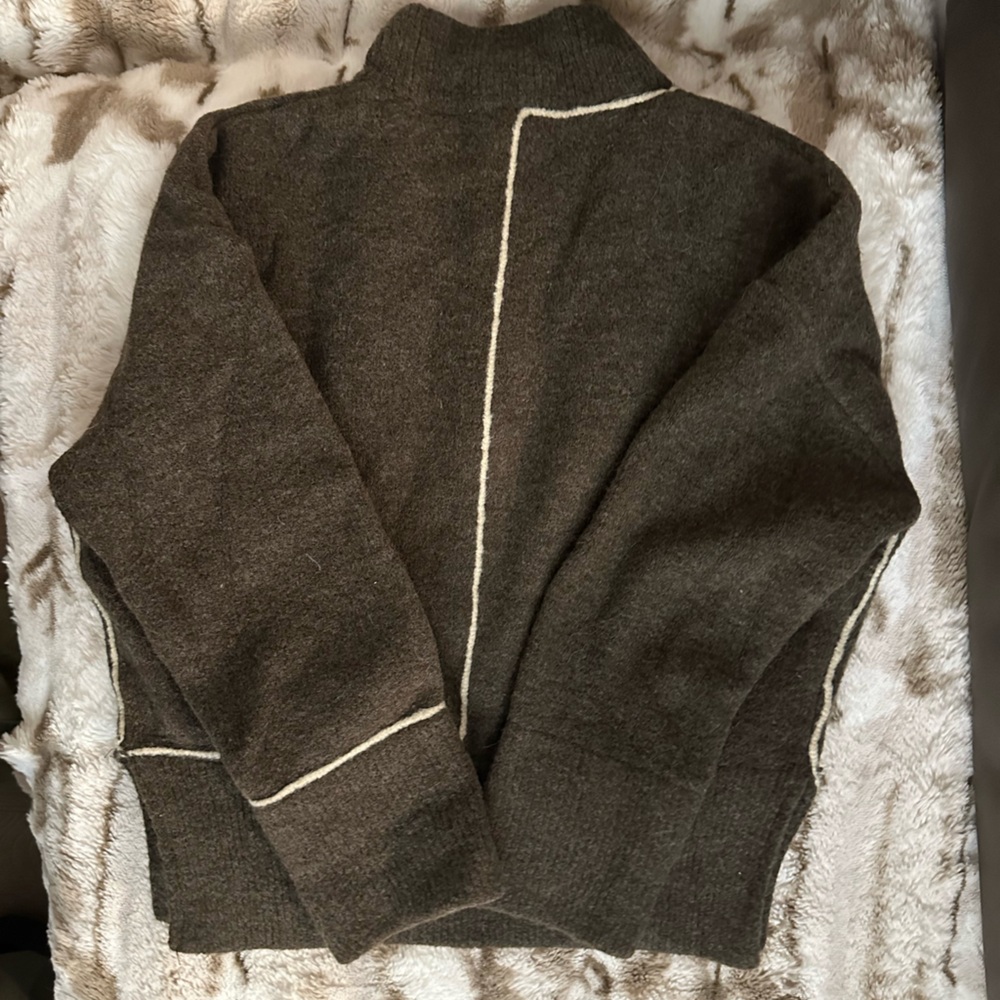 Zara Olive Knit Skirt with Cream Accent
